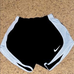 Nike Women’s Dry Tempo Shorts